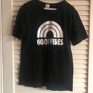 3/$15 Good Vibes black T-shirt size M